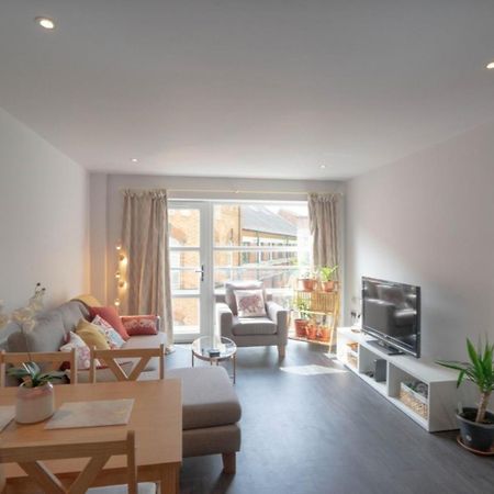 Gorgeous Spacious 2 Bed 2 Bath Apartment Leicester Eksteriør billede